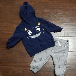 Carter's 2 piece set